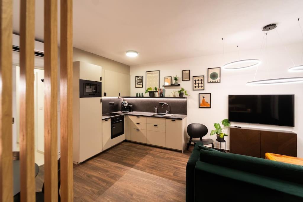 Green Garden Sauna Apartment Брно Экстерьер фото